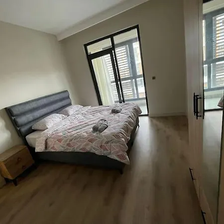 アパート Luxury 3 Bedroom Close To Mall Of Istanbul *