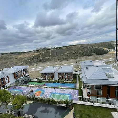 アパート Luxury 3 Bedroom Close To Mall Of Istanbul *